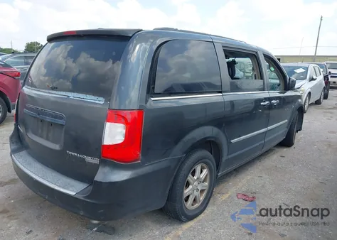2011 Chrysler Town & Country Touring из США, поврежденный, VIN 2A4RR5DG8BR682128